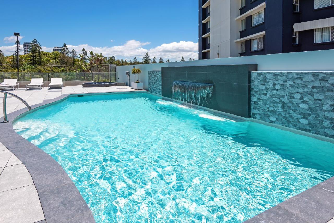 The Waterford On Main Beach Gold Coast Exterior photo