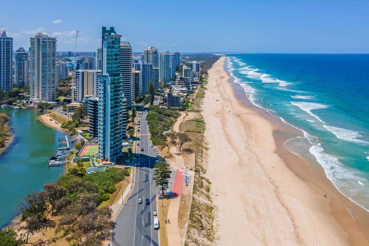 The Waterford On Main Beach Gold Coast Exterior photo