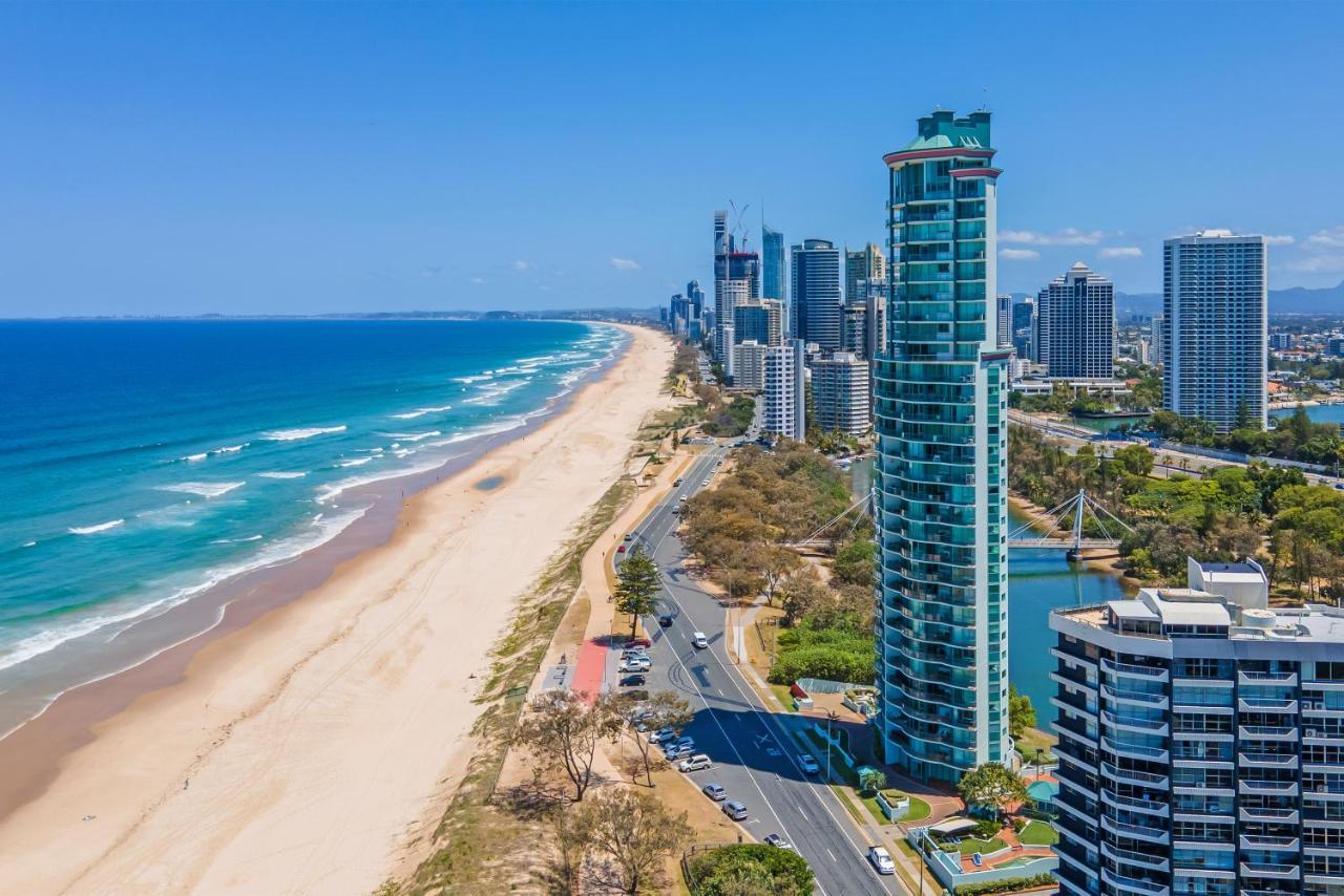 The Waterford On Main Beach Gold Coast Exterior photo