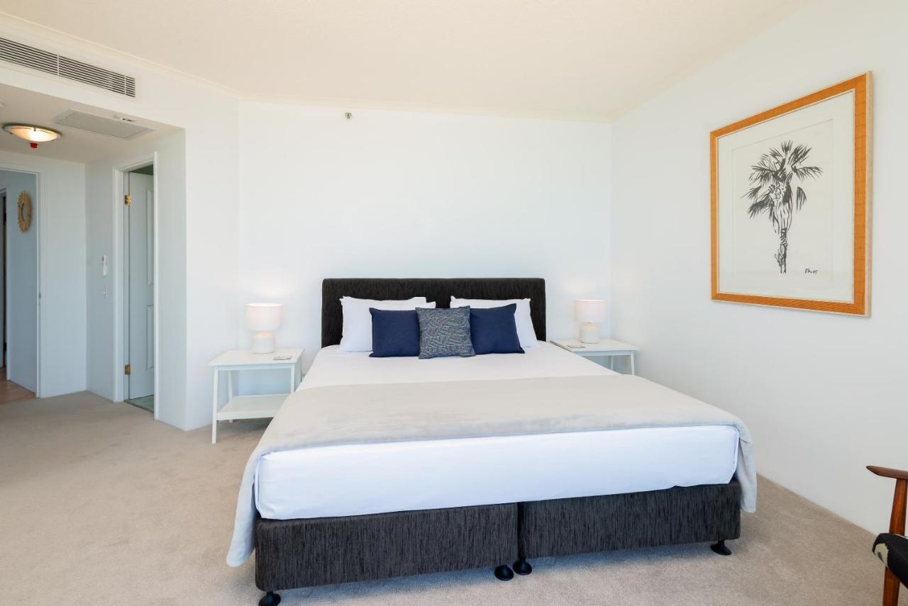 The Waterford On Main Beach Gold Coast Exterior photo