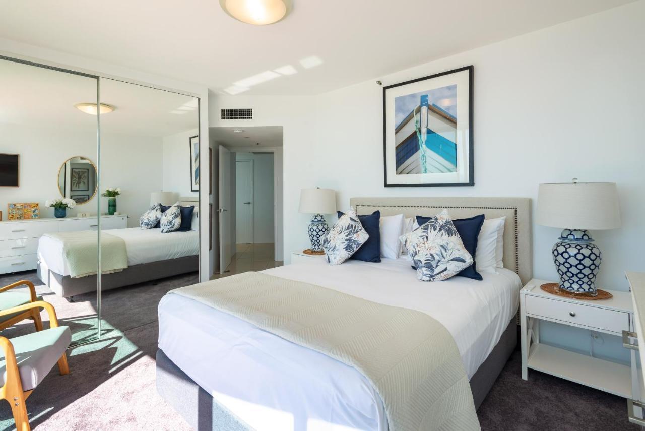 The Waterford On Main Beach Gold Coast Exterior photo