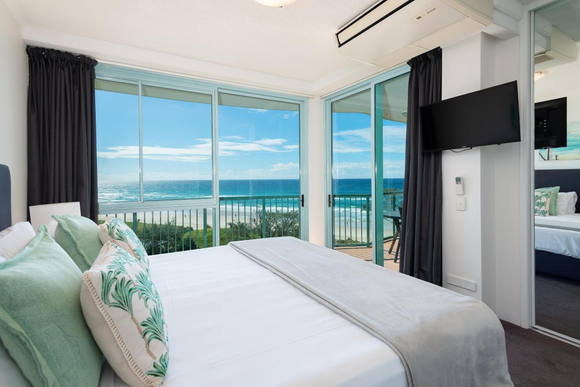 The Waterford On Main Beach Gold Coast Exterior photo