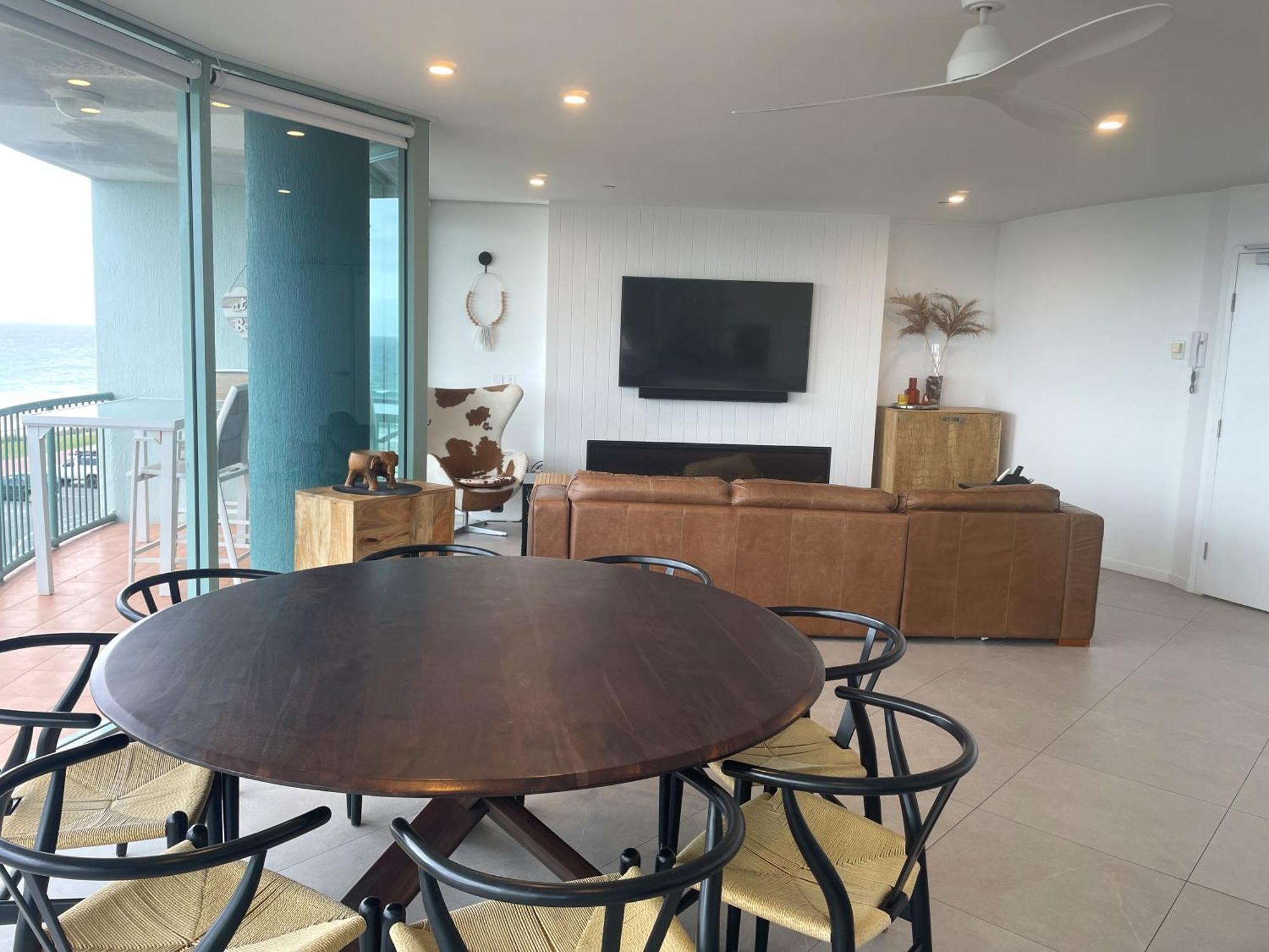 The Waterford On Main Beach Gold Coast Exterior photo